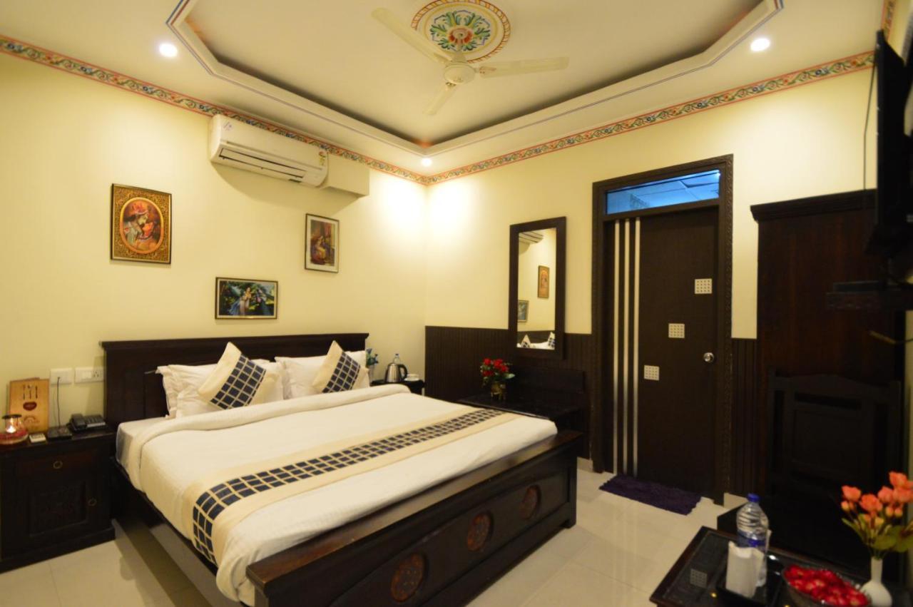 Hotel Surya Garh ジャイプール エクステリア 写真