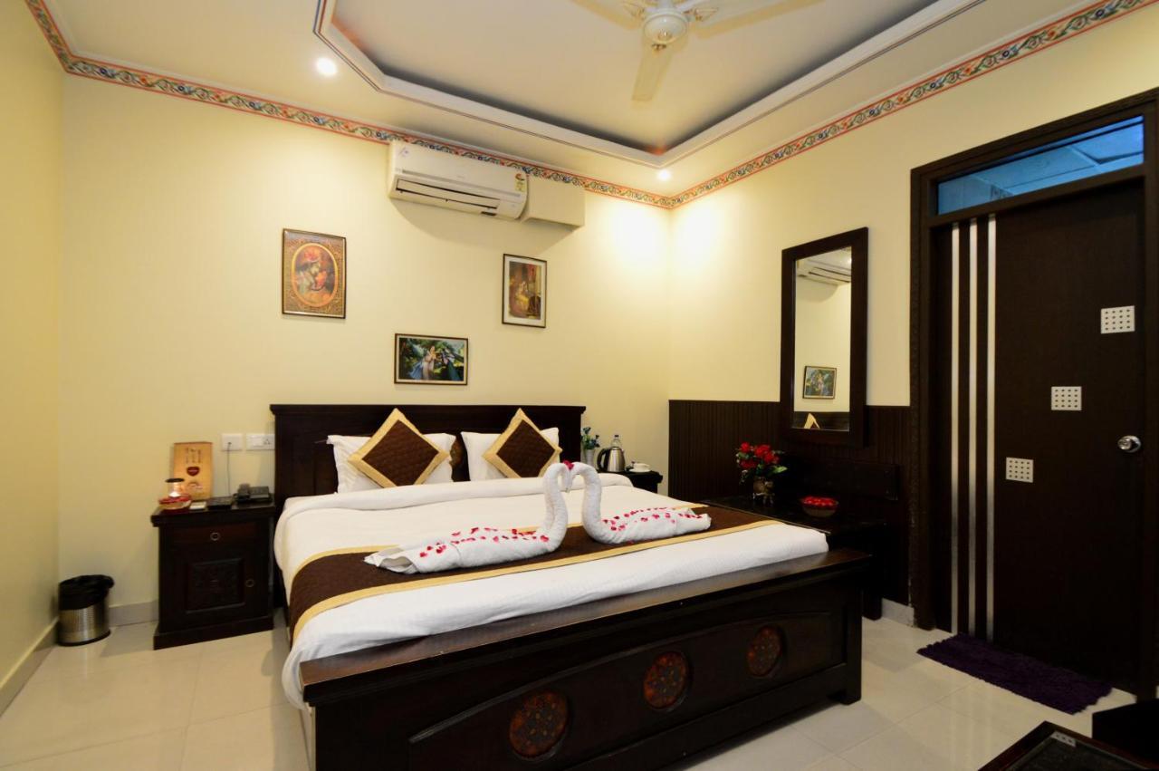 Hotel Surya Garh ジャイプール エクステリア 写真