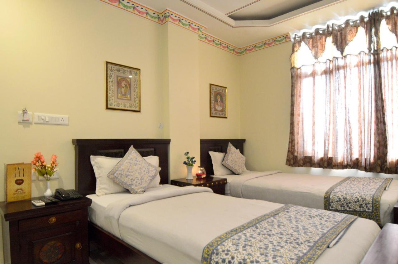Hotel Surya Garh ジャイプール エクステリア 写真