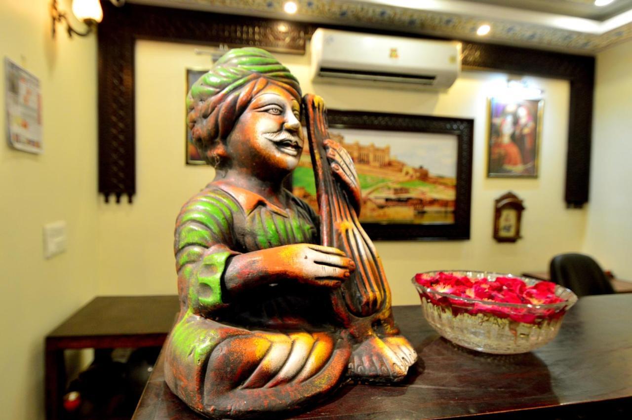 Hotel Surya Garh ジャイプール エクステリア 写真
