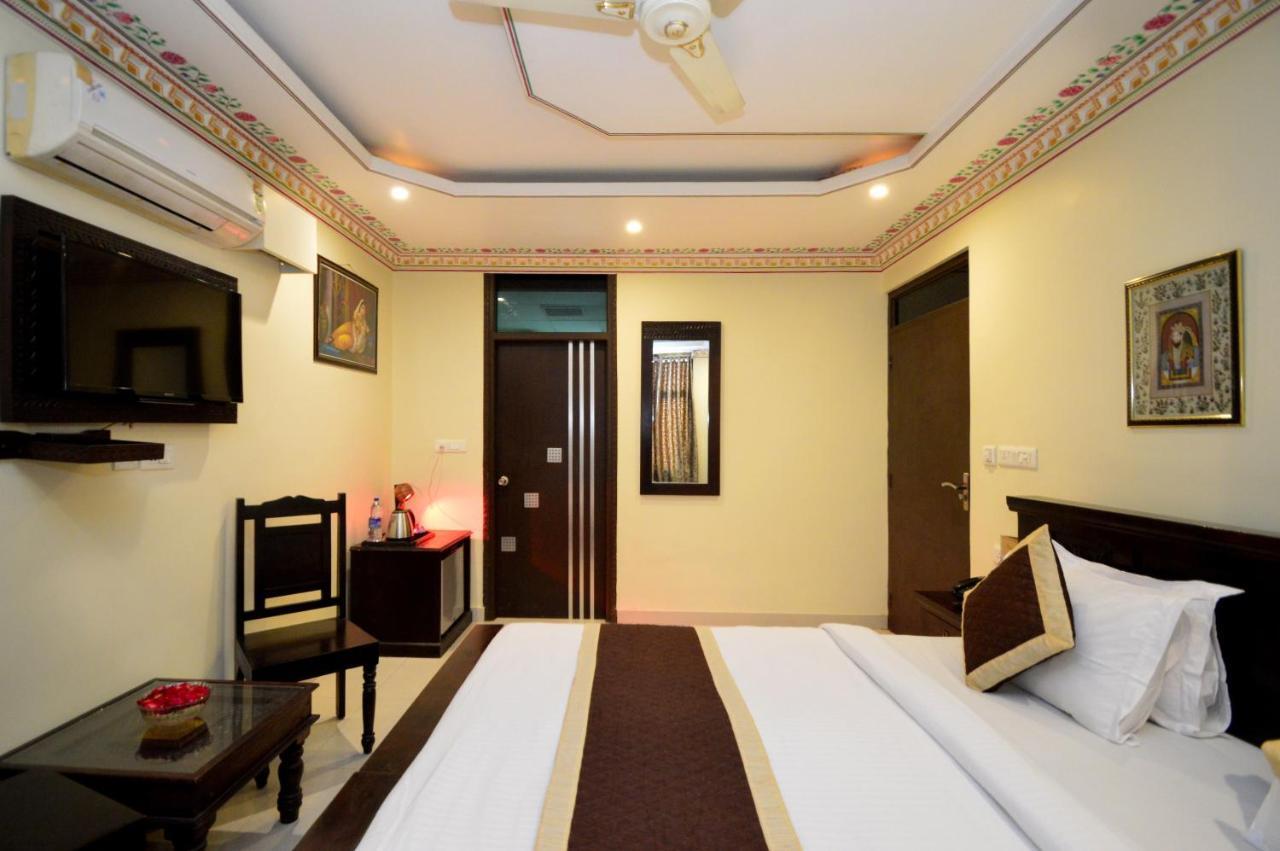 Hotel Surya Garh ジャイプール エクステリア 写真